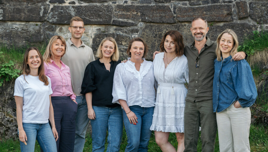 Group picture of our experienced psychologists who offer family therapy at Psykologvirke in Oslo.